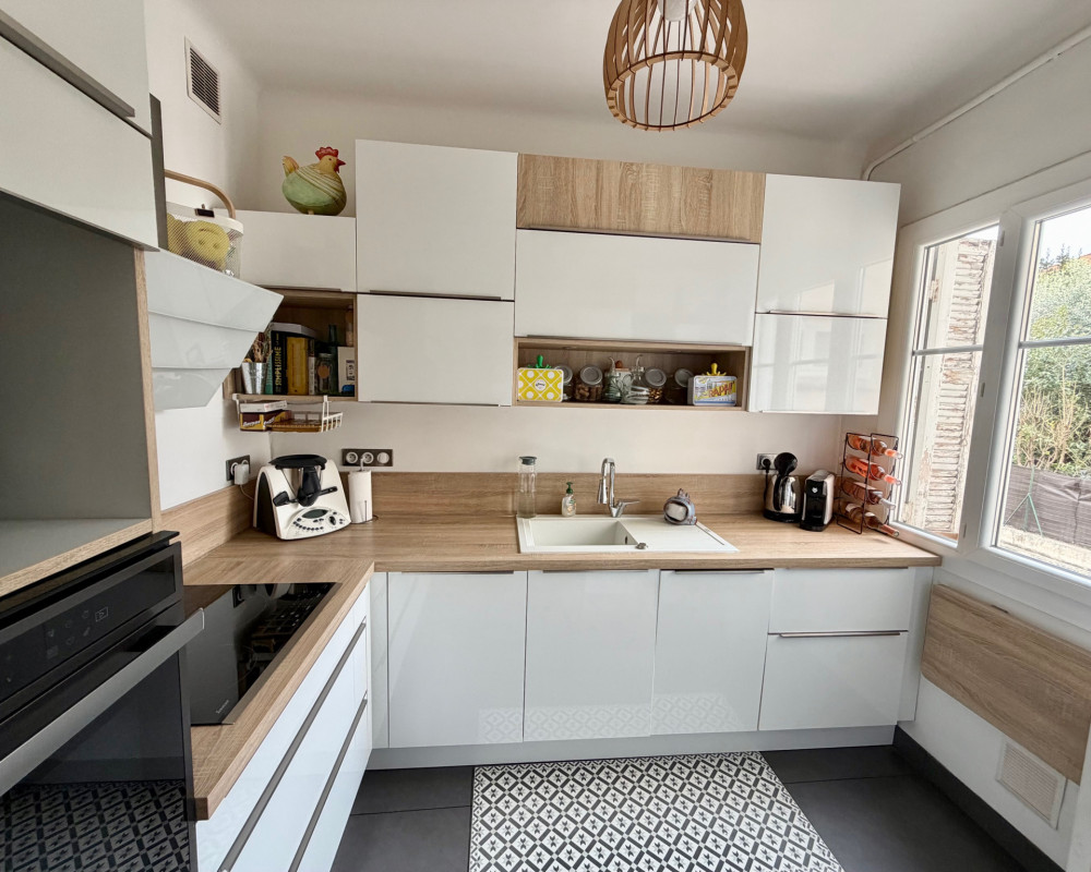 EXCLUSIVE Charming 2-bedroom apartment of 76.5 m2 Nice N