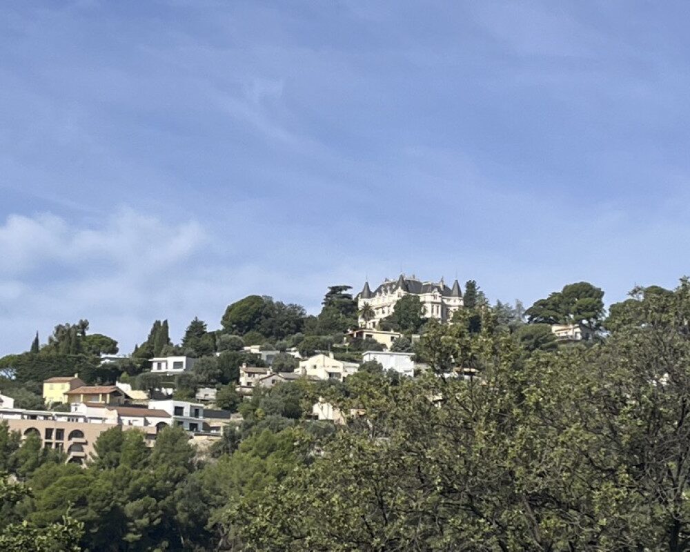 Beautiful new 3 Bedrooms apartment with unobstructed view
