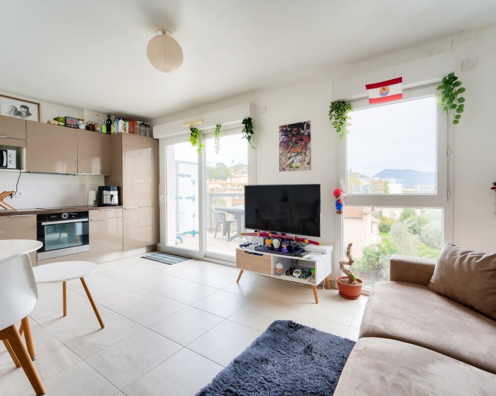 NICE - Cimiez - Beautiful 26 sqm studio flat on the top floor in a recent residence 