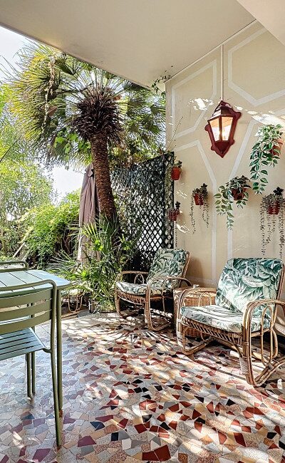 Seafront apartment with private garden in Nice, Promenade