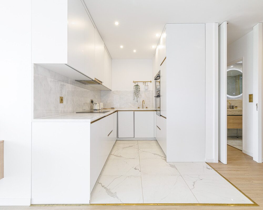 VILLEFRANCHE SUR MER - Corne d'Or - Magnificent, fully renovated 3-room apartment with terrace and panoramic sea view 
