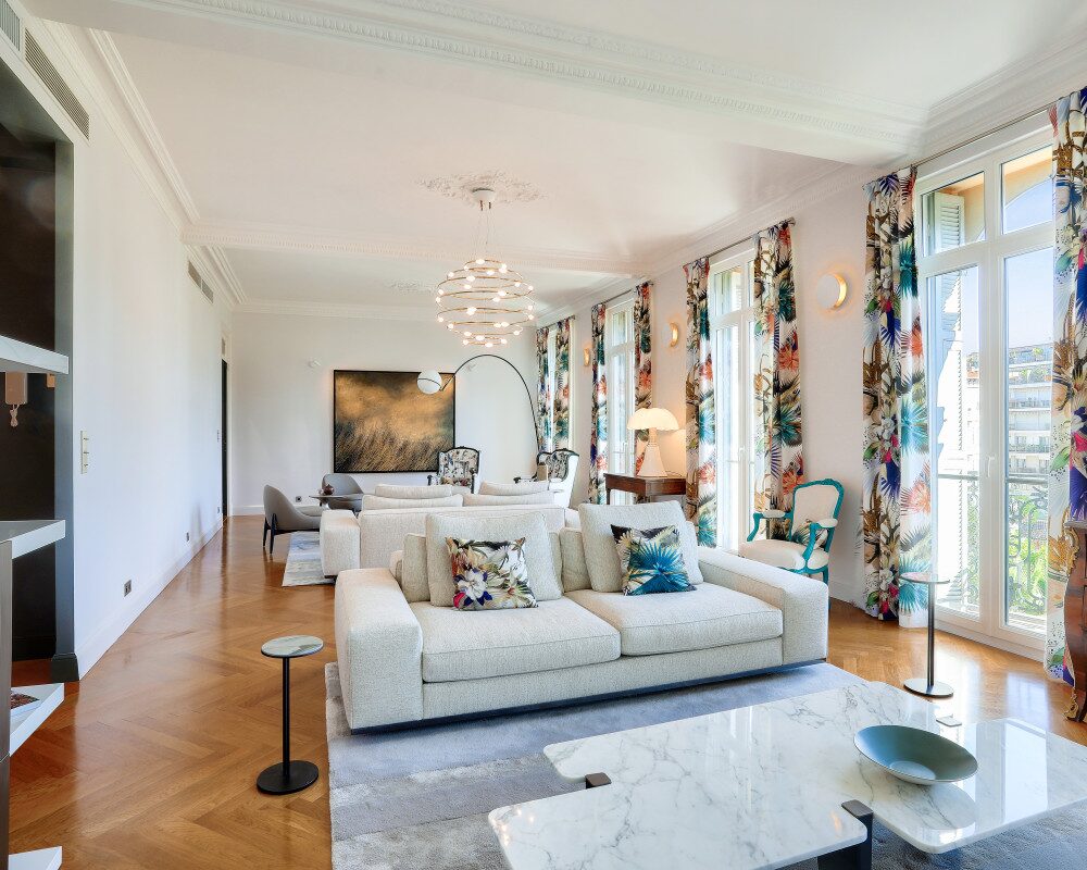 Exceptional 171 mÂ² apartment located in the heart of the Musicians' Quarter with a view of the Mozart Gardens