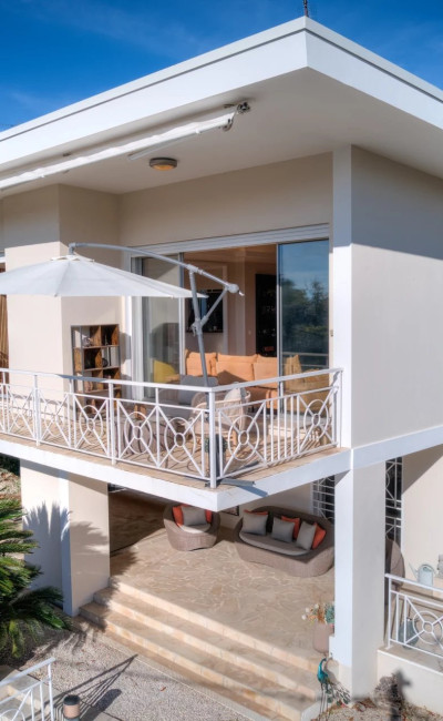 Nice Cimiez 5-Bedroom Villa for Sale Near St George