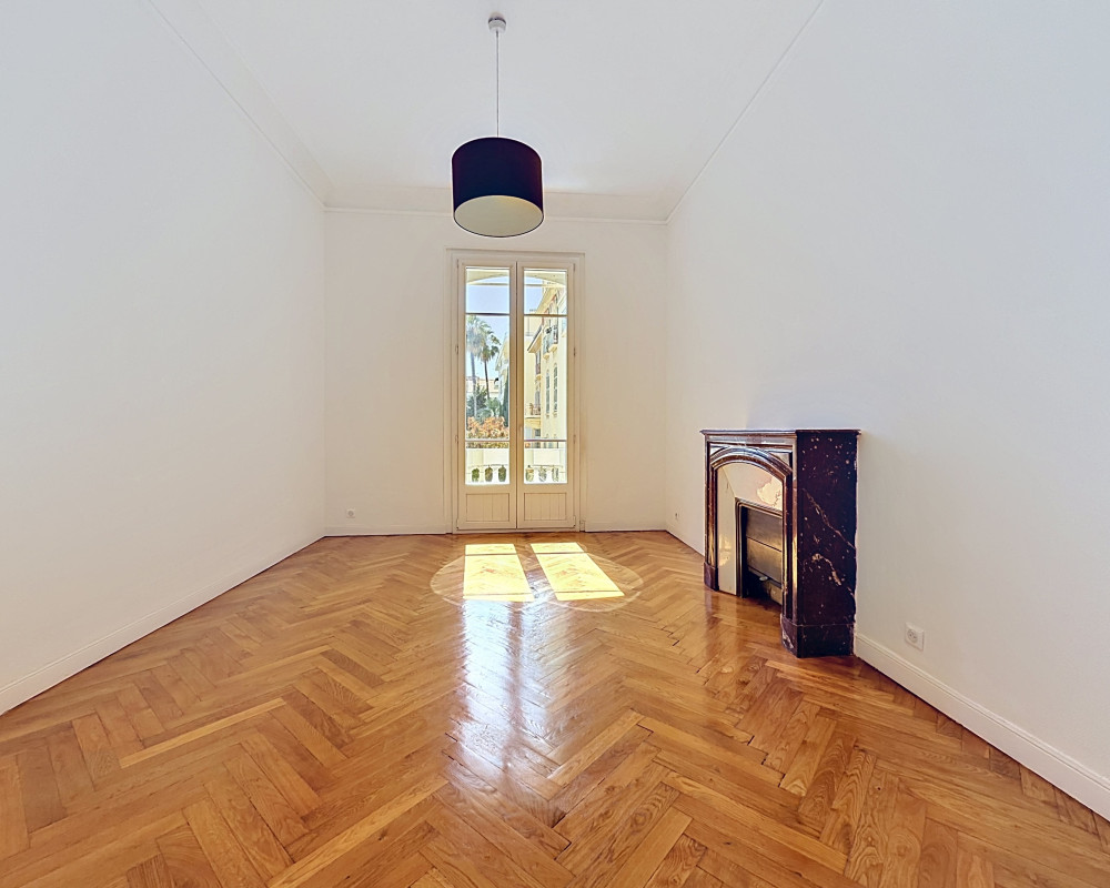 Apartment  - 4 rooms  - 141.0 m² -  €1,150,000 - For sale 
