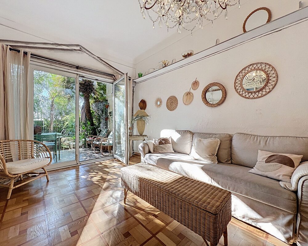 Nizza Promenade des Anglais - Bellissimo trilocale di 72 mÂ² con giardino fronte mare