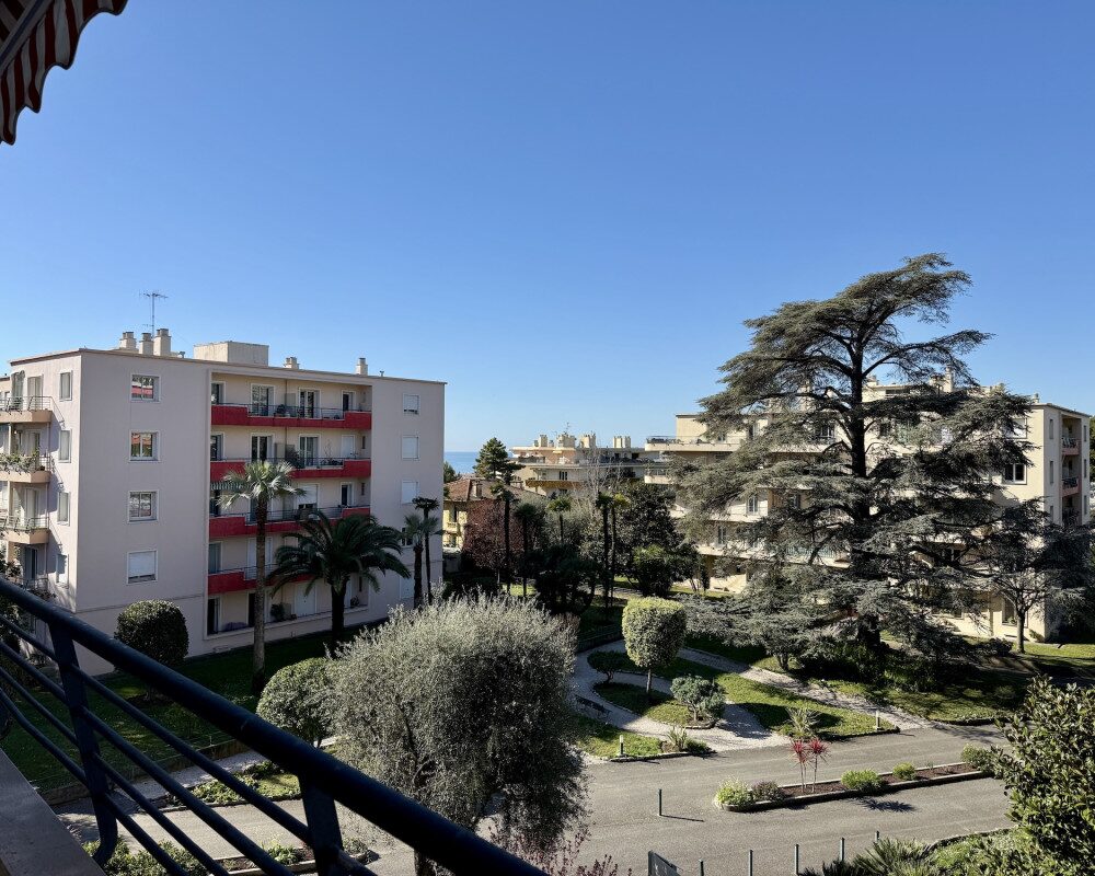 Appartement avec terrasse orientée Sud-Ouest 