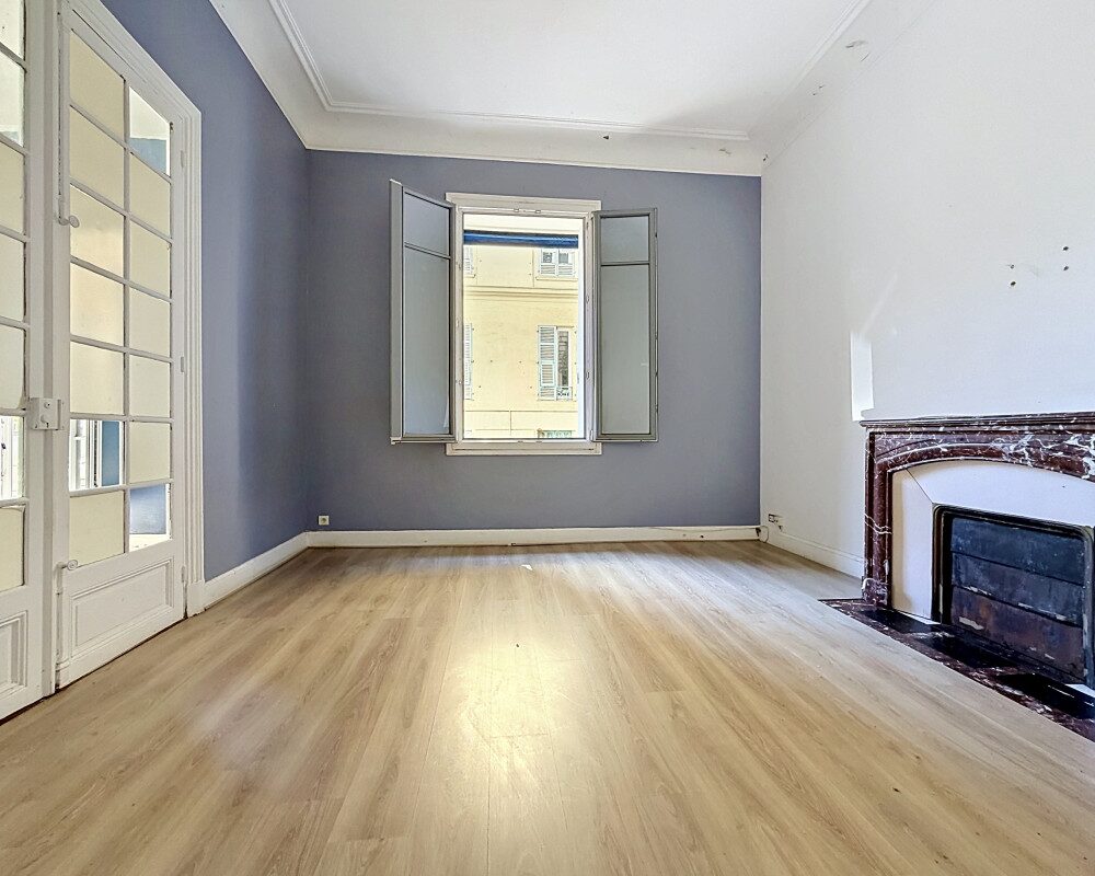 Nice Wilson - Vaste 4 pièces  98 m2 dans immeuble bourgeois
