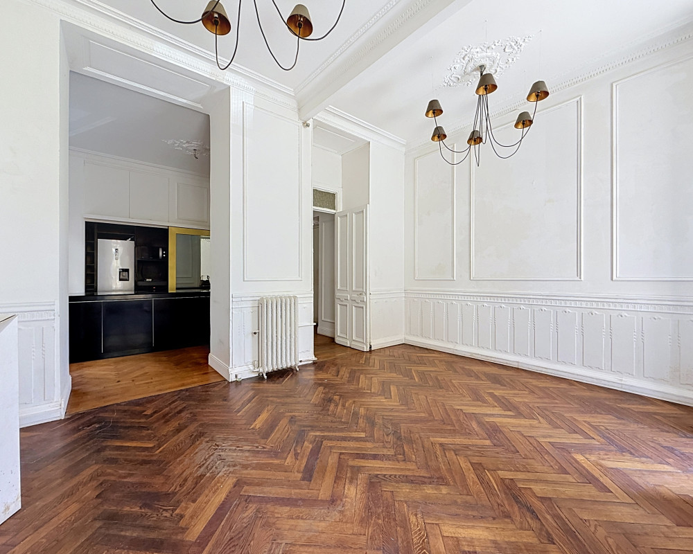 Bas Cimiez â Appartement bourgeois avec terrasse et parking