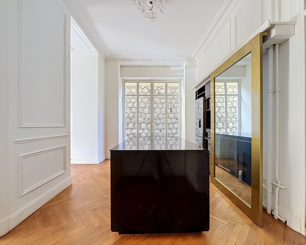 Bas Cimiez â Appartement bourgeois avec terrasse et parking