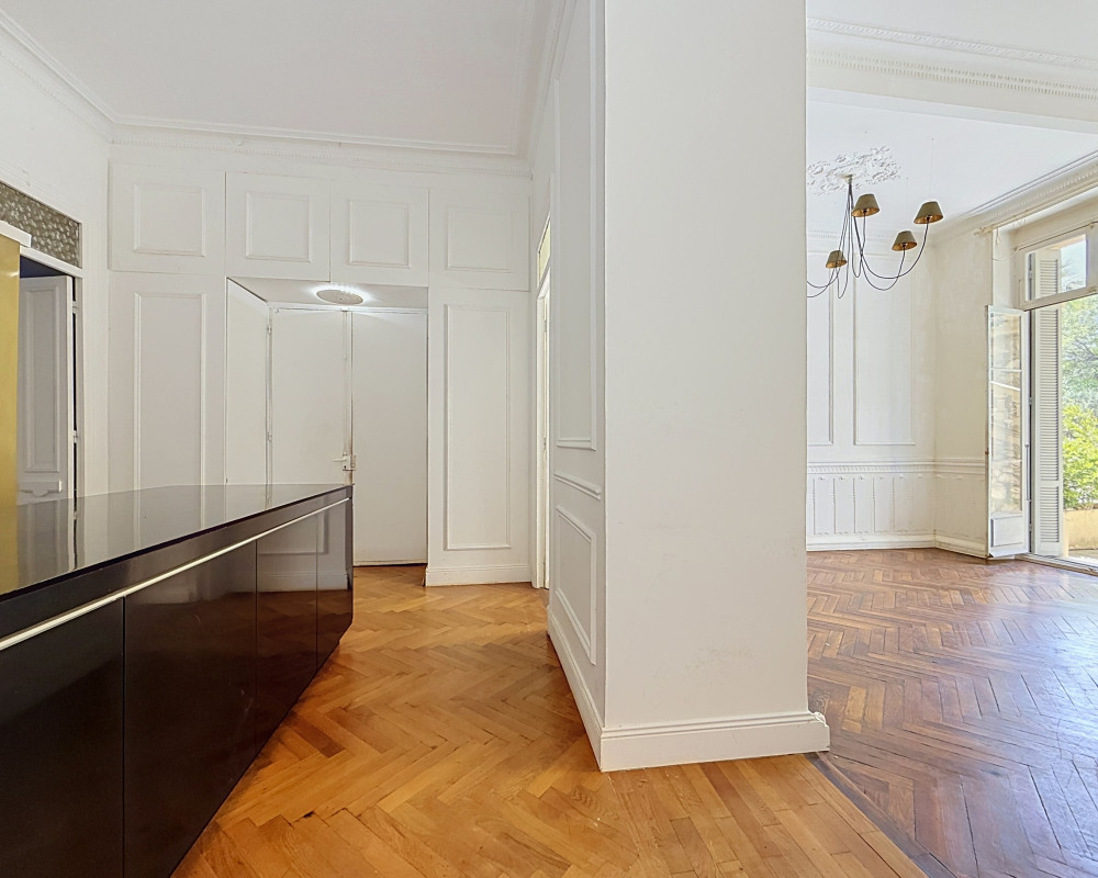 Bas Cimiez â Appartement bourgeois avec terrasse et parking