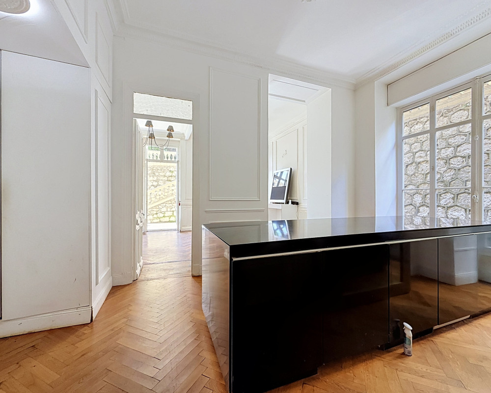 Bas Cimiez â Appartement bourgeois avec terrasse et parking