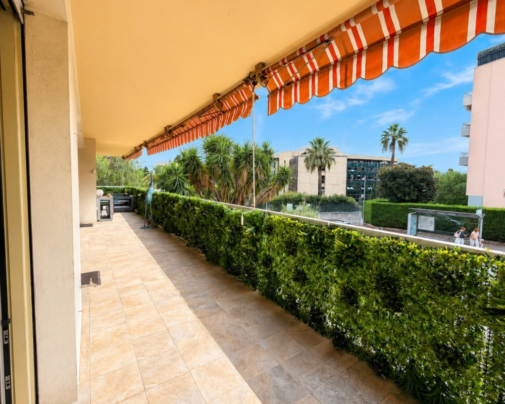 Appartamento  - 5 stanze  - 122.78 mÂ² -  710.000 â¬ - In vendita 