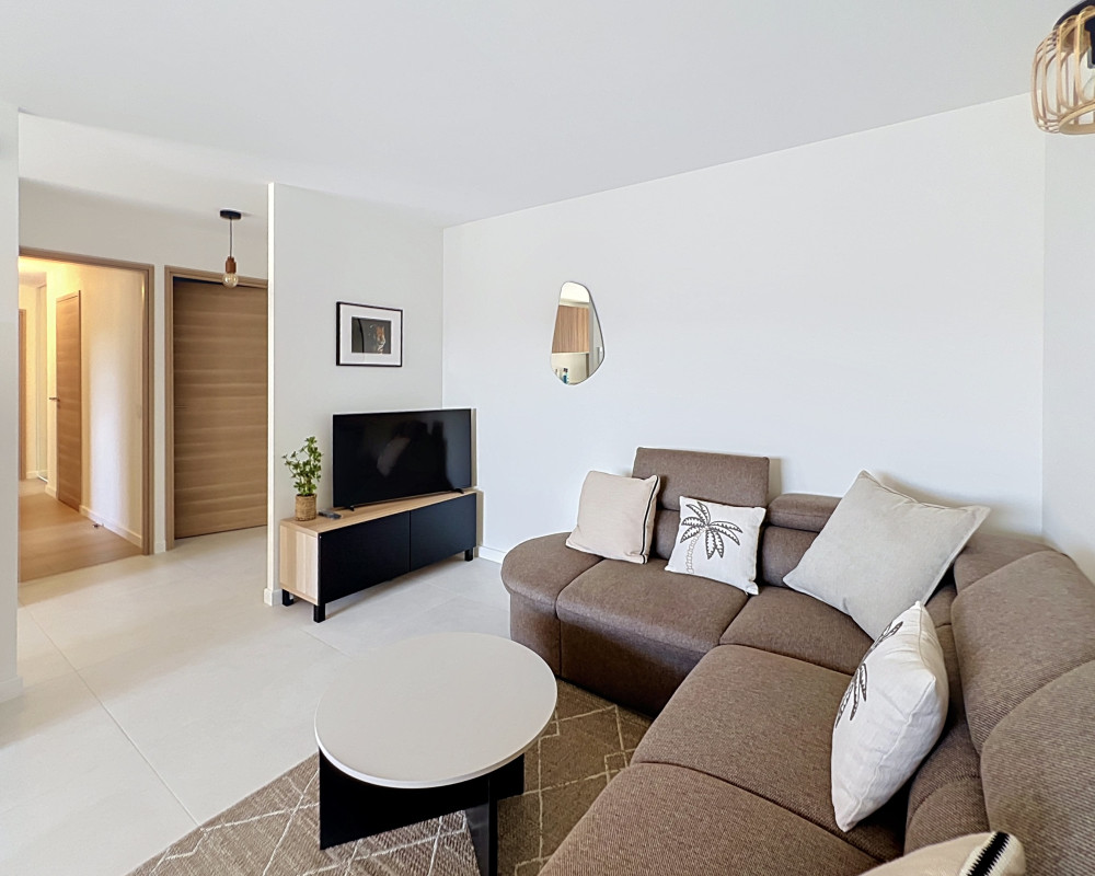 Appartamento  - 3 stanze  - 67.19 m² -  1.950 €/mese CC - In affitto 