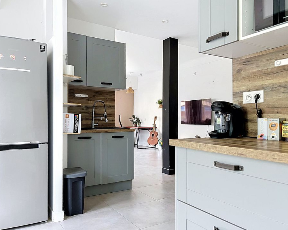 Appartement  - 2 pièces  - 62.08 m² -  364 000 € - À vendre 