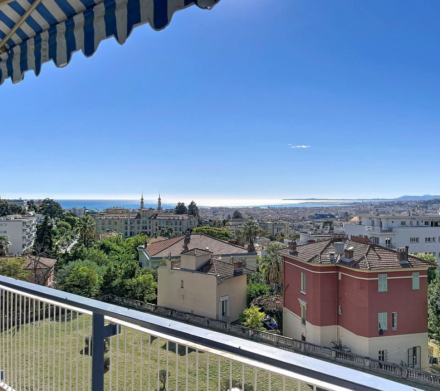 Appartement  - 3 pièces  - 81.21 m² -  575 000 € - À vendre 