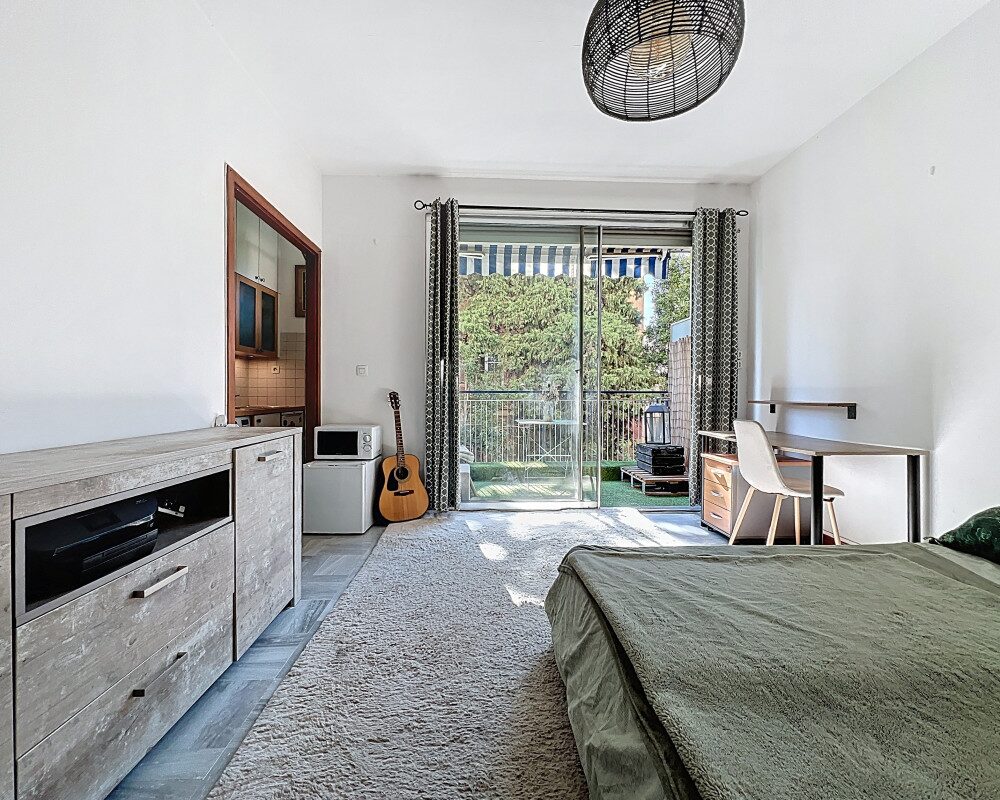 Nice Cimiez Cemenelum - Beau studio 26 m2 avec balcon dans prestigieuse résidence sécurisée