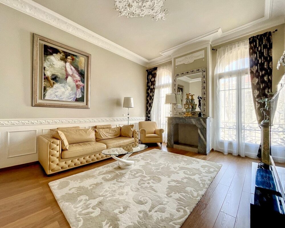 Nice Cimiez - Beau 3 pièces 91 m² dans palais Belle Epoque