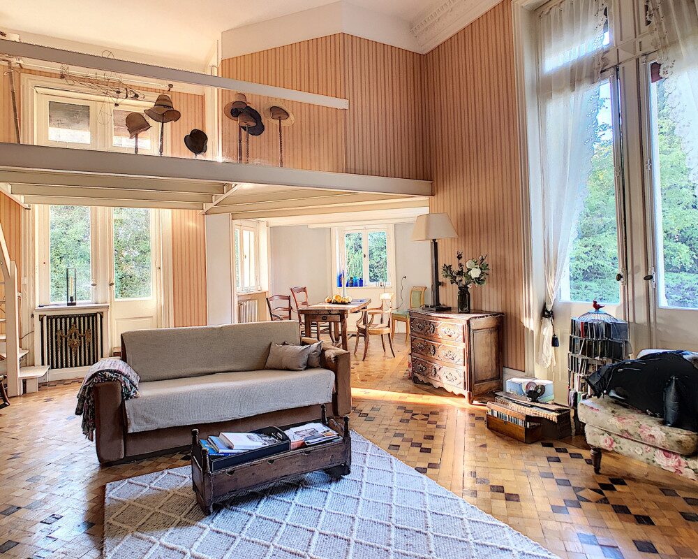 Nice - GAIRAUT - Votre appartement pour une vie de château                     