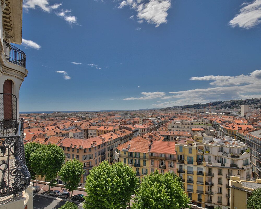 Bas Cimiez - Beau bourgeois 133 m2 vue panoramique mer et ville 