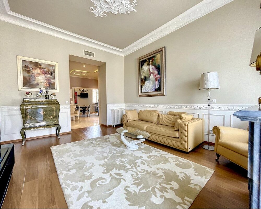 Nice Cimiez - Beau 3 pièces 91 m² dans palais Belle Epoque