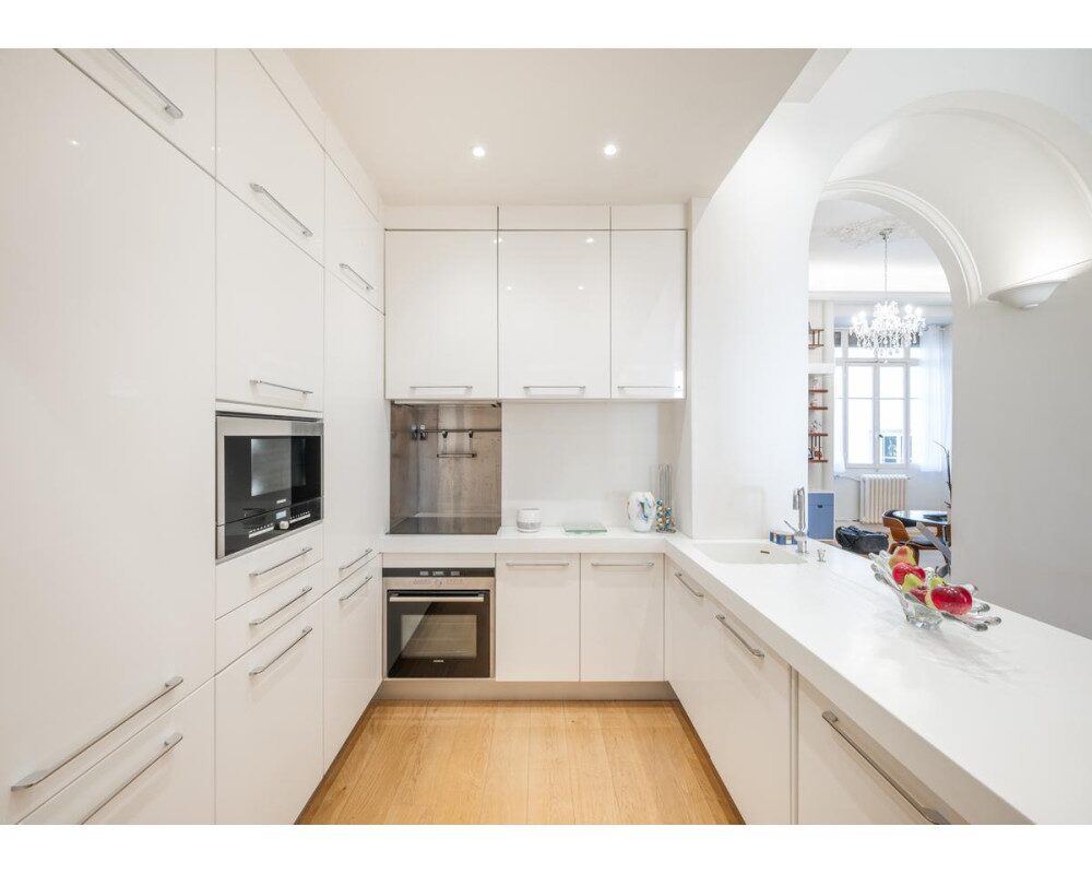 NICE Cimiez - Grand 4 pièces de 130 m² avec vue mer au Majestic