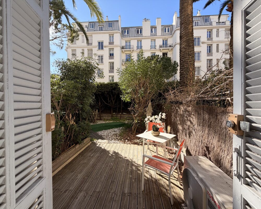 Élégant 2 pièces avec jardin privatif au cœur de Cimiez