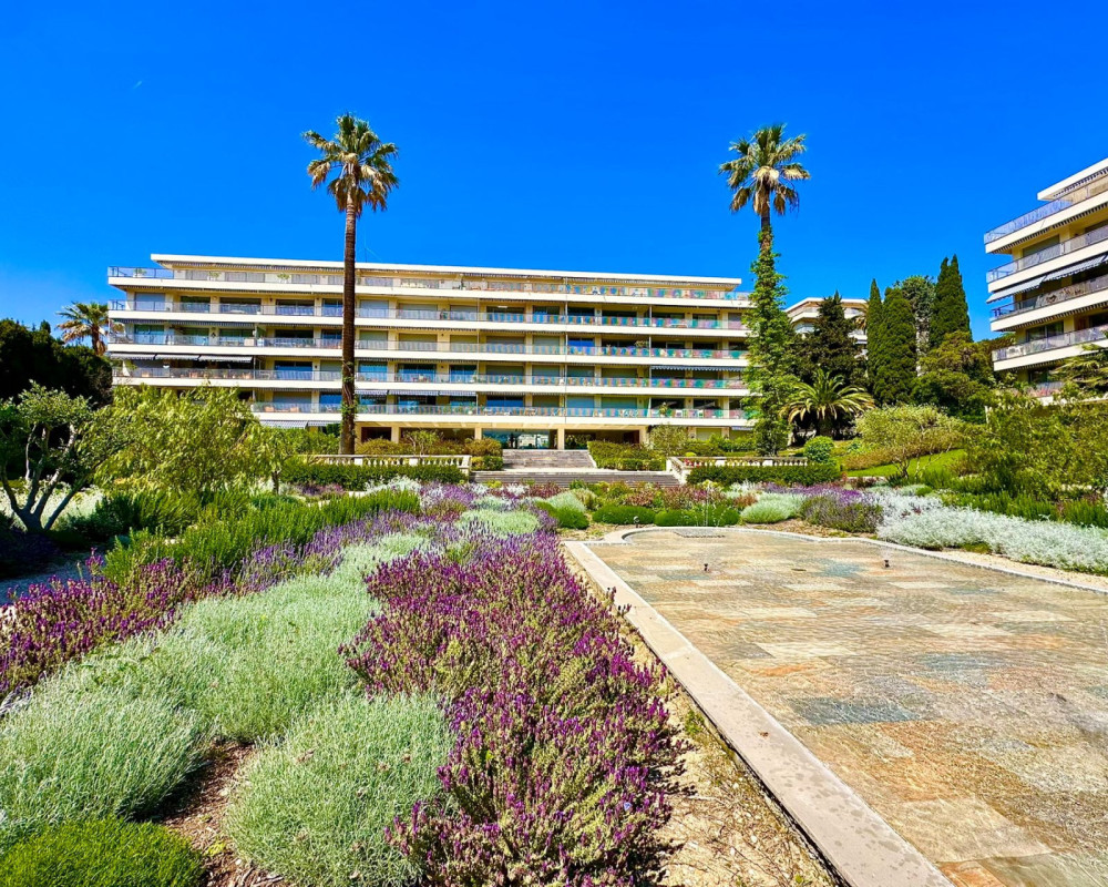 Appartement  - 3 pièces  - 80.55 m² -  559 000 € - À vendre