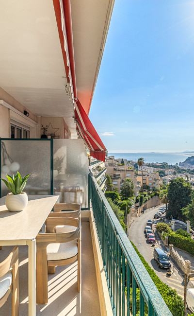 terrasse vue mer Mont Alban 3P
